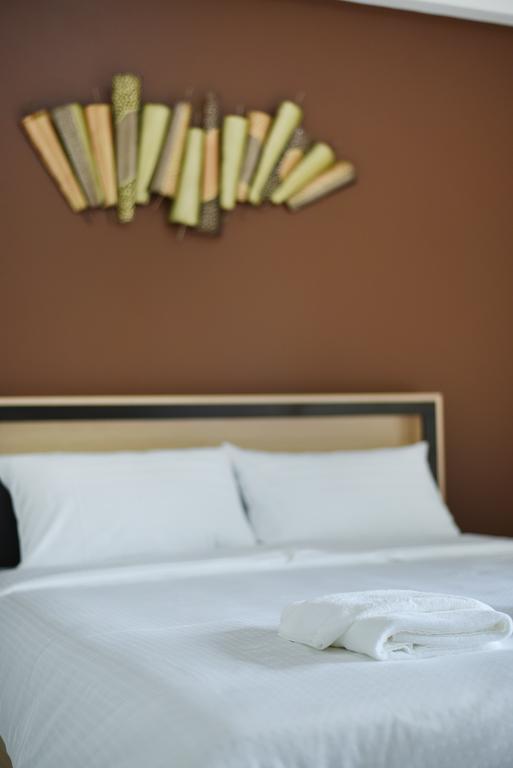 บี 32 อพาร์ตเมนต์ Aparthotel กรุงเทพมหานคร ภายนอก รูปภาพ